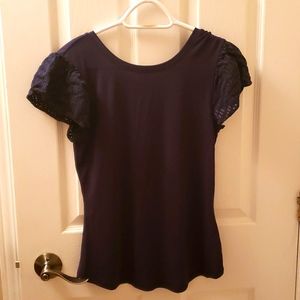 Hinge top S with flutter sleeves